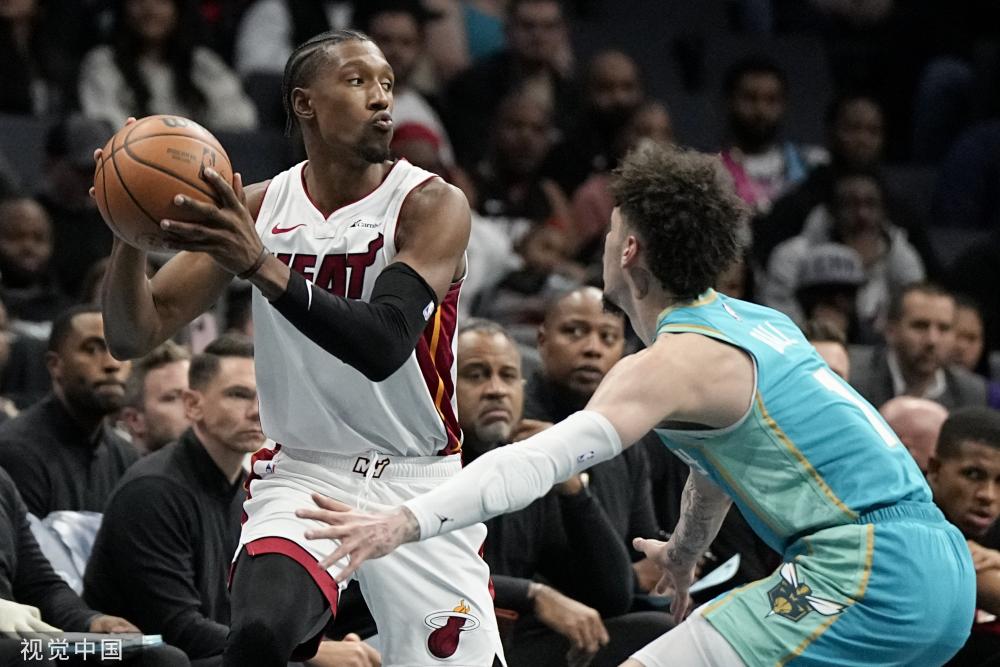 被指羞辱 被指羞辱