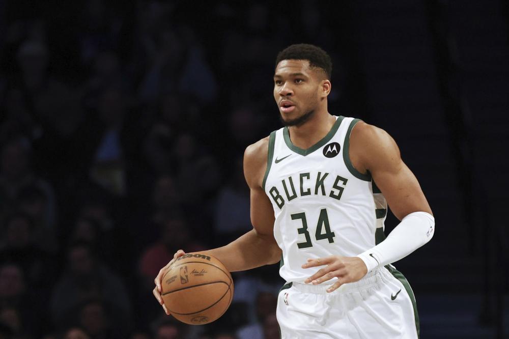 中凭借铁血 中凭借铁血