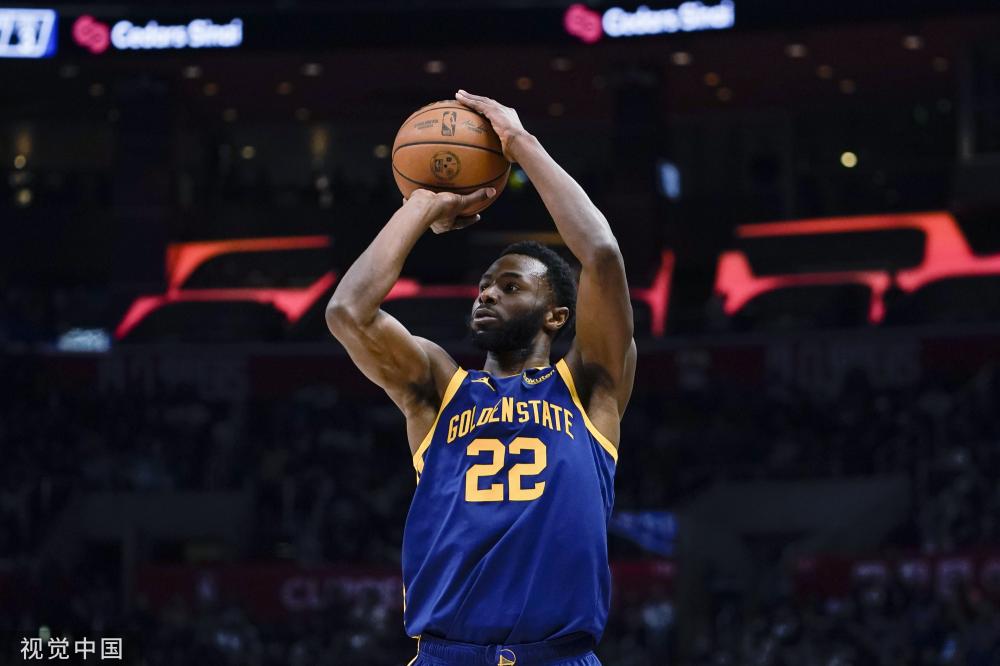 在替补阵容 在替补阵容