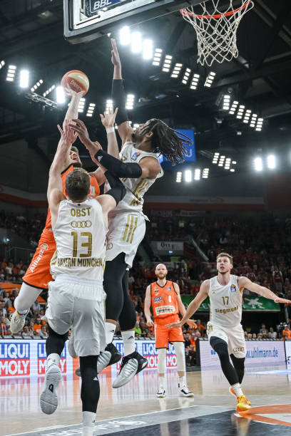 这并不是首 这并不是首