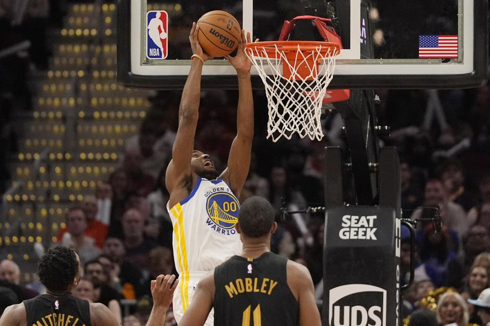 中保持发展 中保持发展